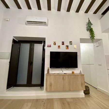セビリアCosy Studio In Alameda Districtアパートメント エクステリア 写真